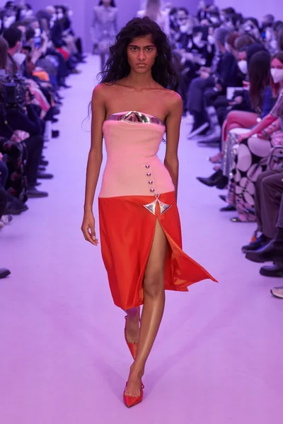 Look 6